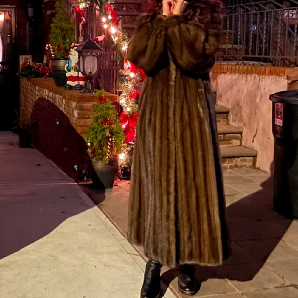 100% handcrafted mink fur coat